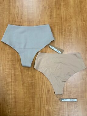SKIMS set of 2 High-Waist Seamless Thong